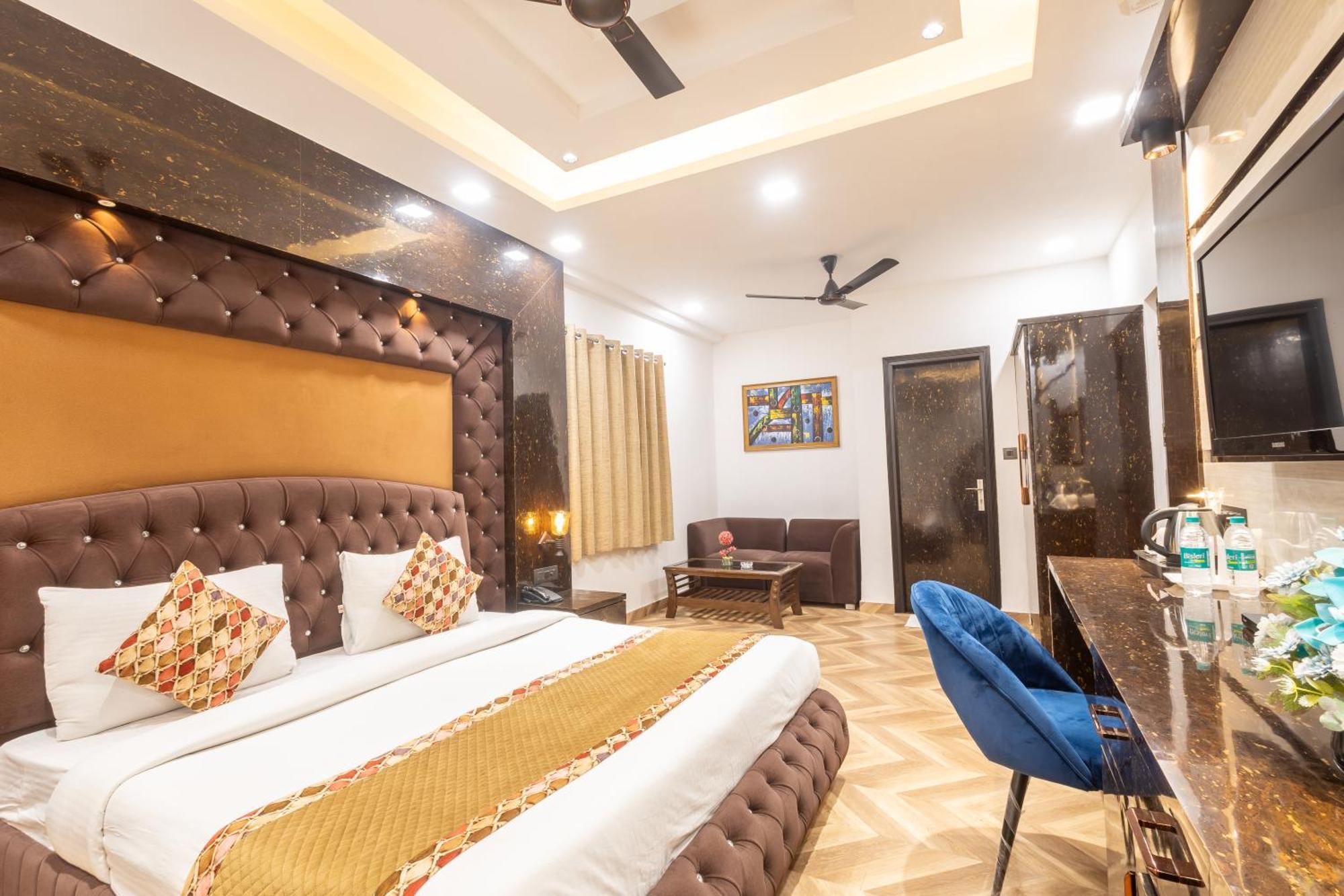 Hotel Cosmo Near Blk Hospital Karol Bagh Delhi  Eksteriør billede