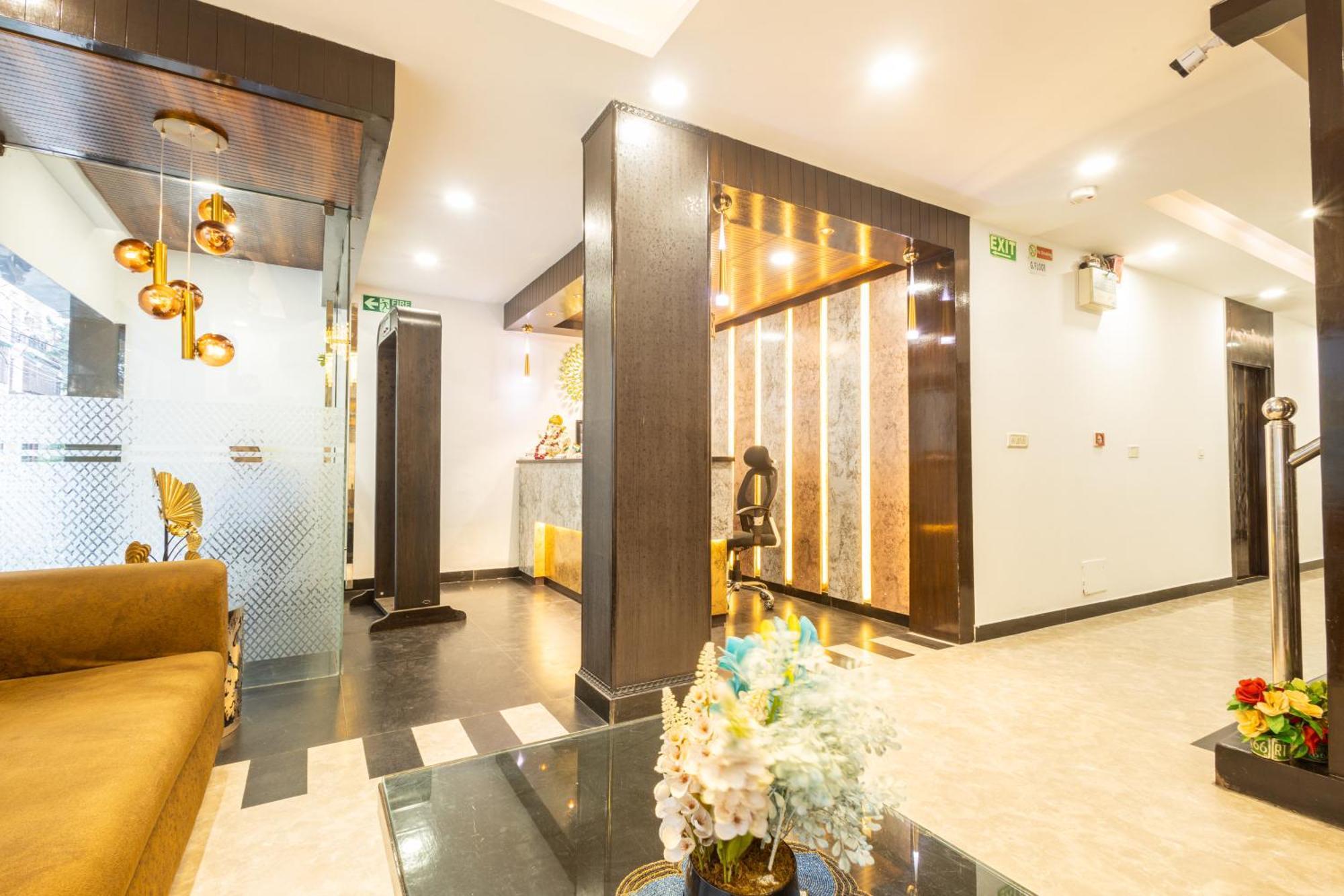 Hotel Cosmo Near Blk Hospital Karol Bagh Delhi  Eksteriør billede