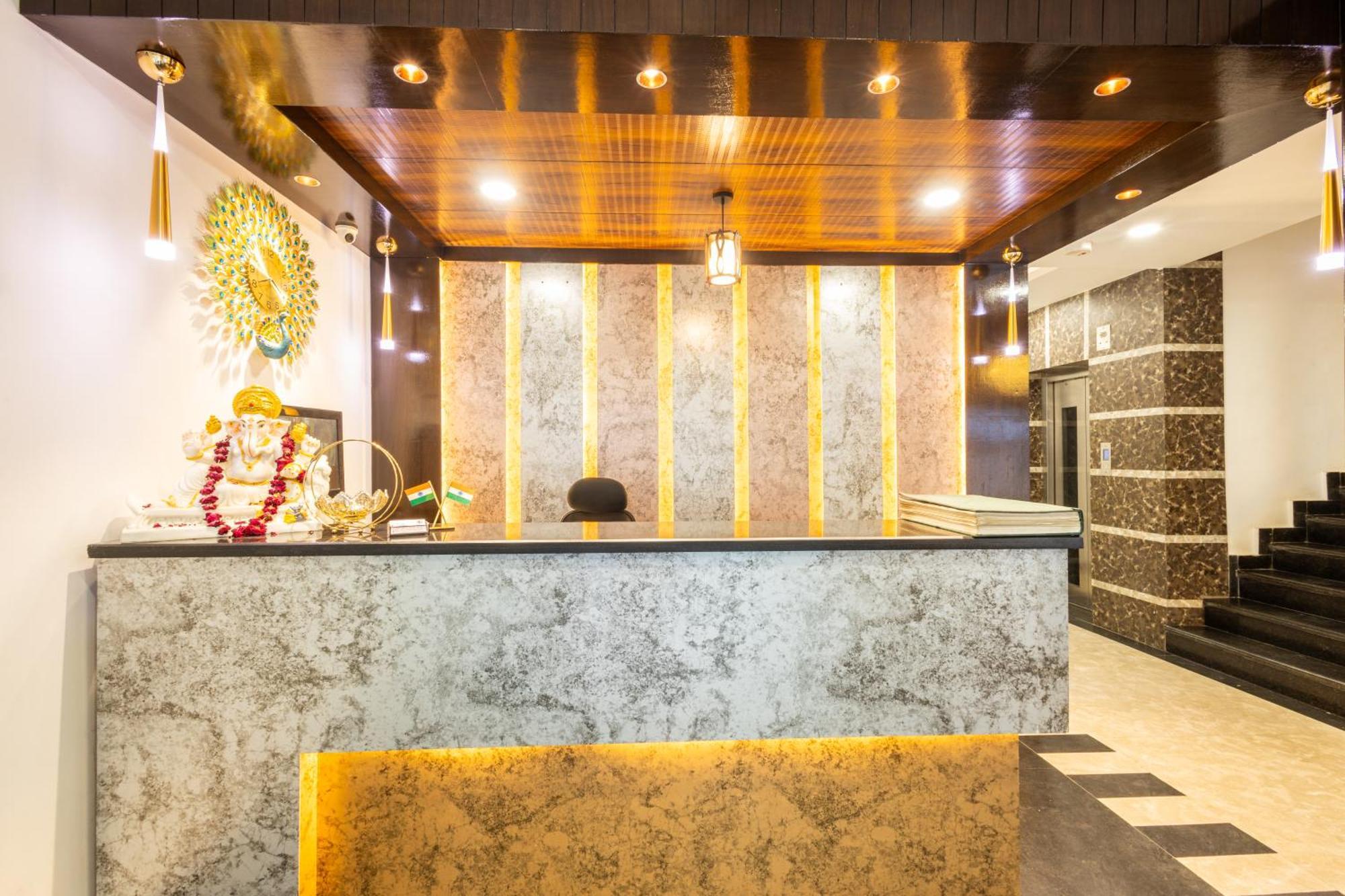 Hotel Cosmo Near Blk Hospital Karol Bagh Delhi  Eksteriør billede