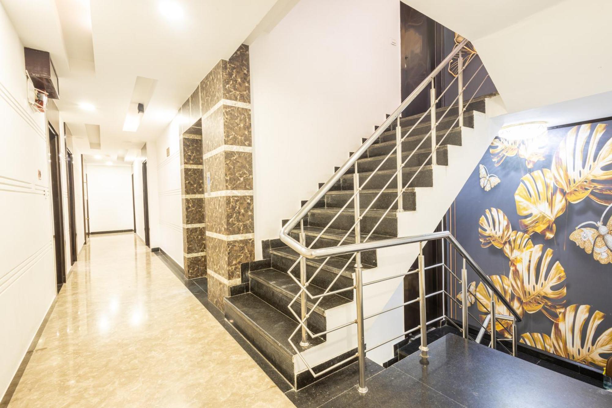 Hotel Cosmo Near Blk Hospital Karol Bagh Delhi  Eksteriør billede